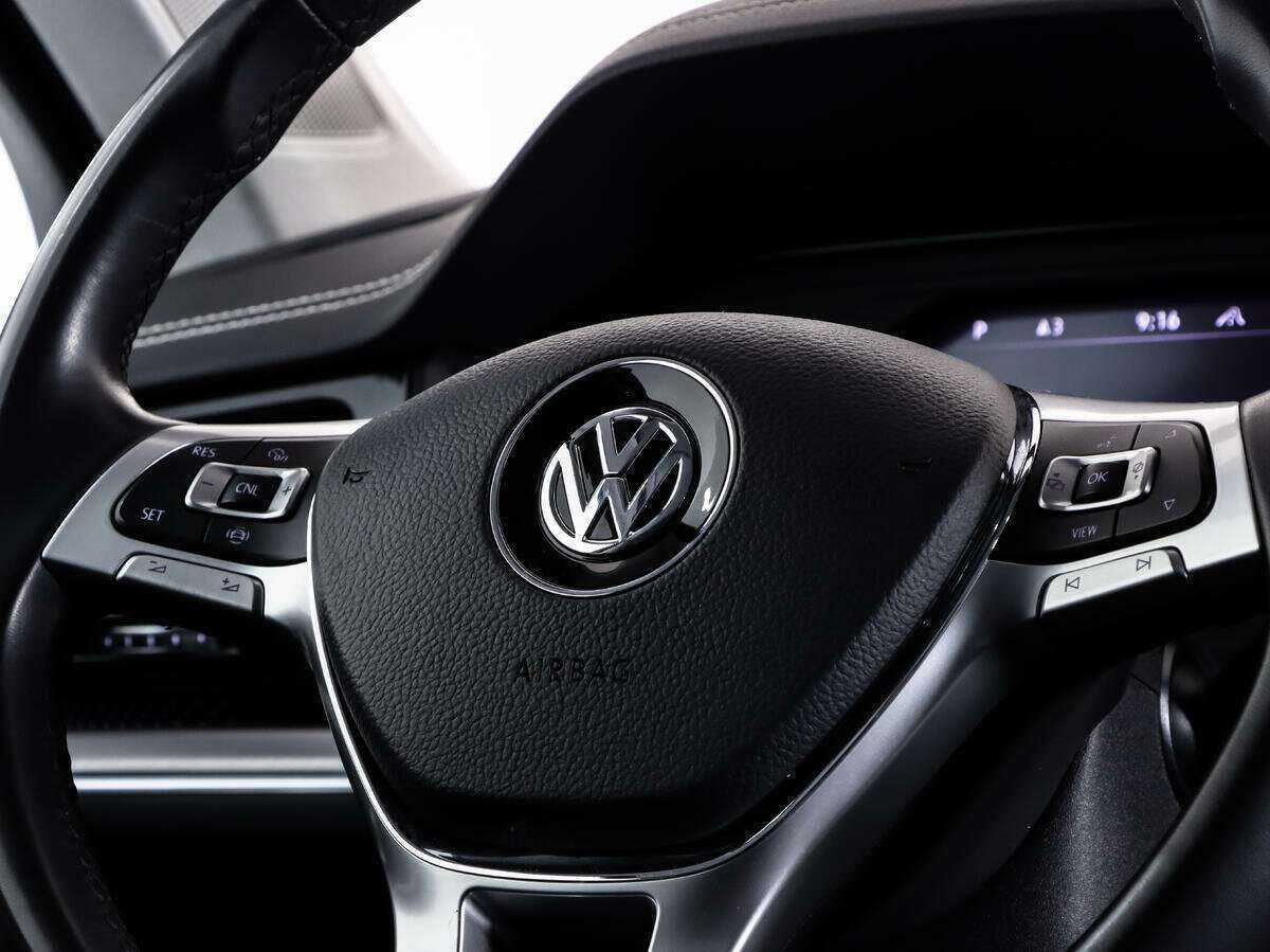 Купить Volkswagen Touareg, 2021, 104 000 км, фото №14