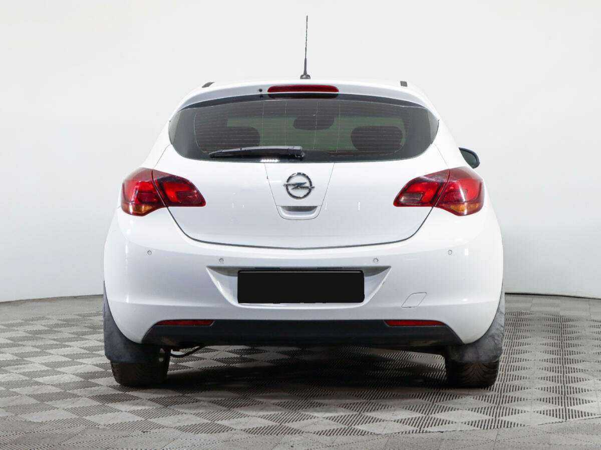 Купить Opel Astra, 2010, 217 128 км, фото №6