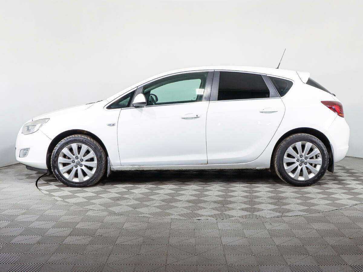 Купить Opel Astra, 2010, 217 128 км, фото №8