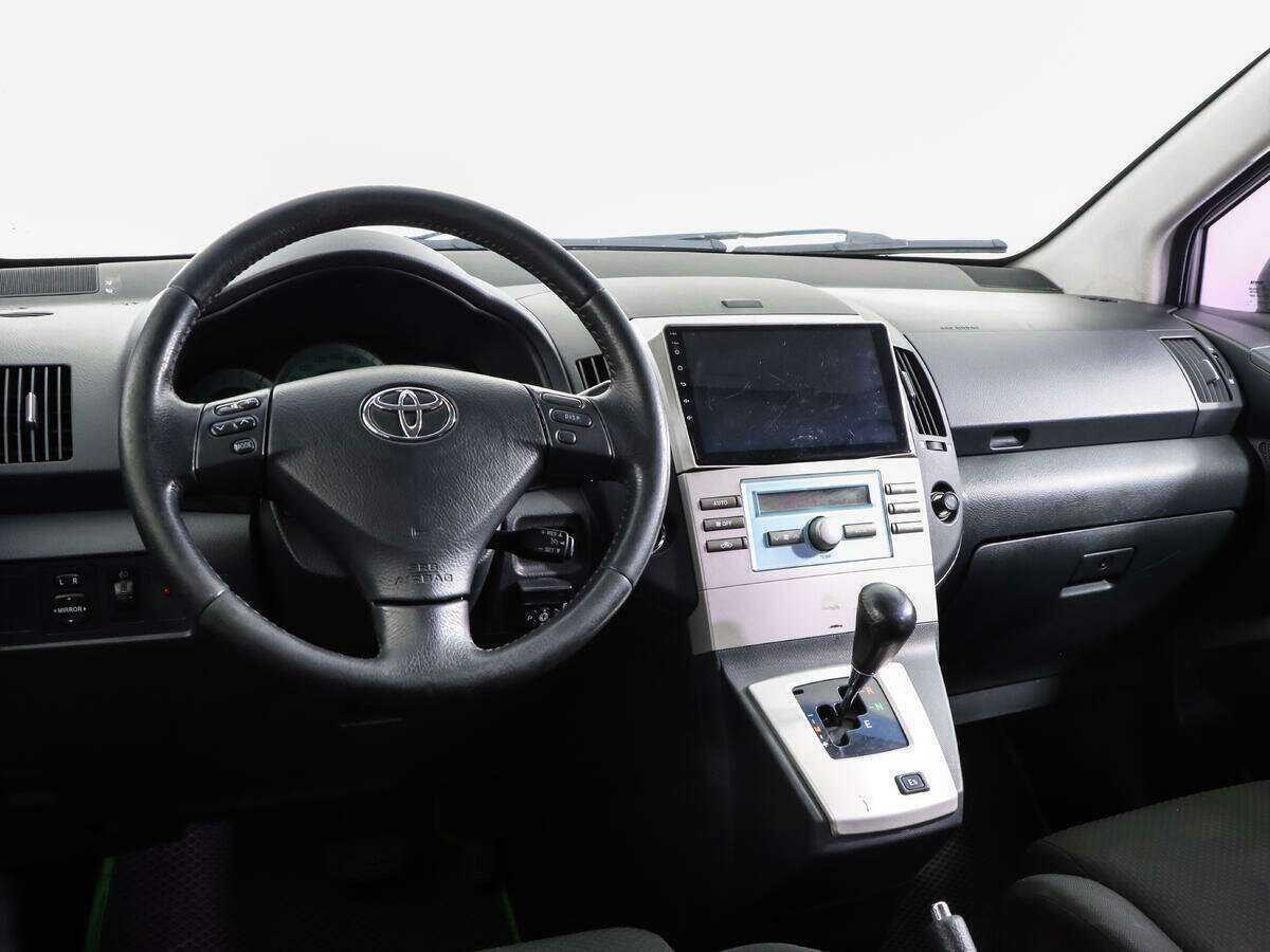 Купить Toyota Corolla Verso, 2006, 243 123 км, фото №11