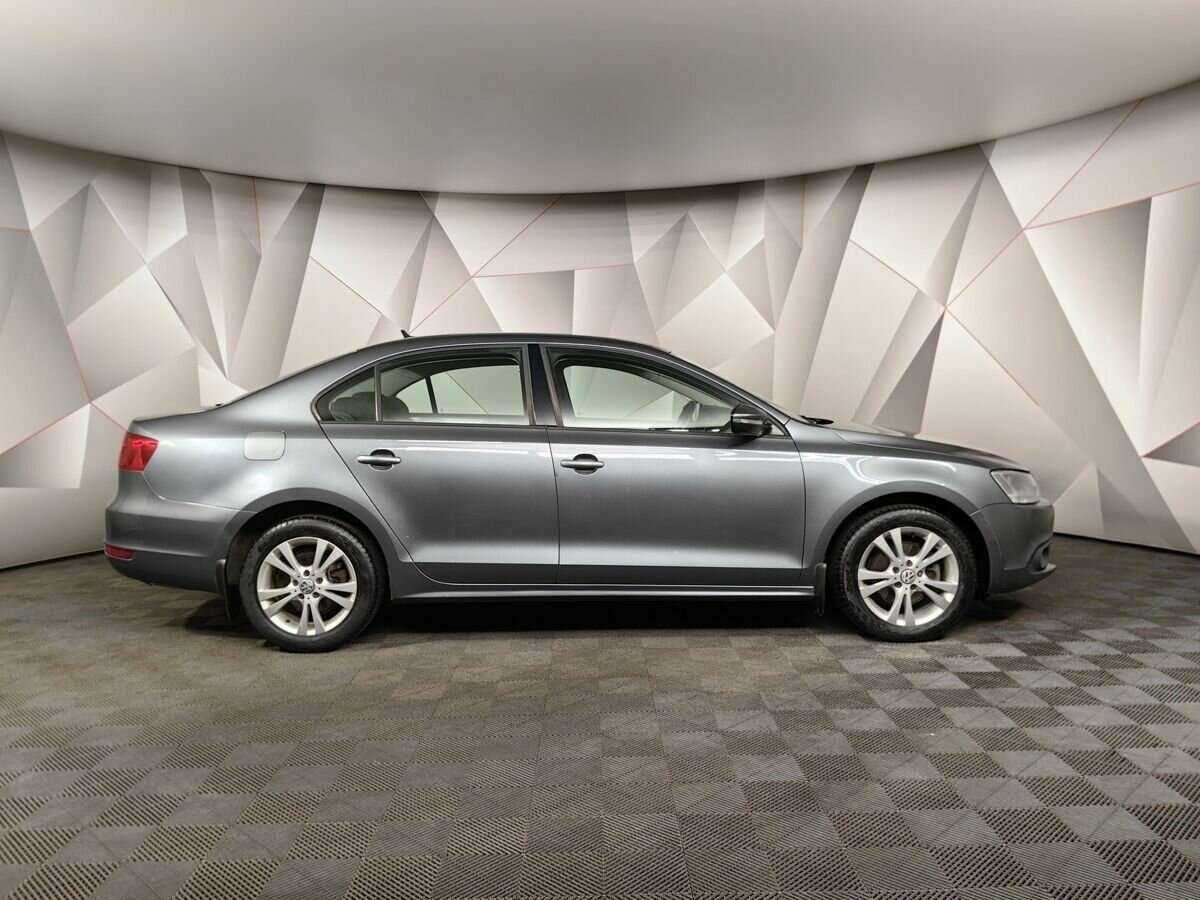 Купить Volkswagen Jetta, 2011, 245 345 км, фото №6
