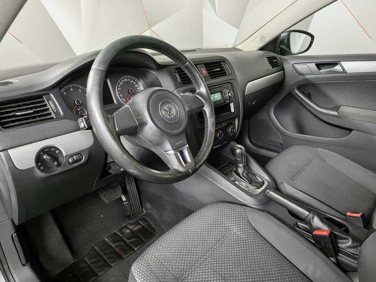 Купить Volkswagen Jetta, 2011, 245 345 км, фото №15
