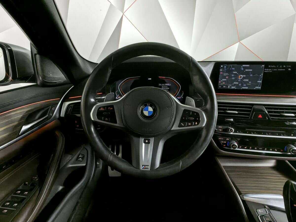 Купить BMW 5 серии 530d xDrive, 2019, 162 455 км, фото №15