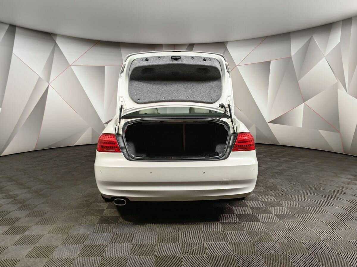 Купить BMW 3 серии 320i, 2012, 84 685 км, фото №9