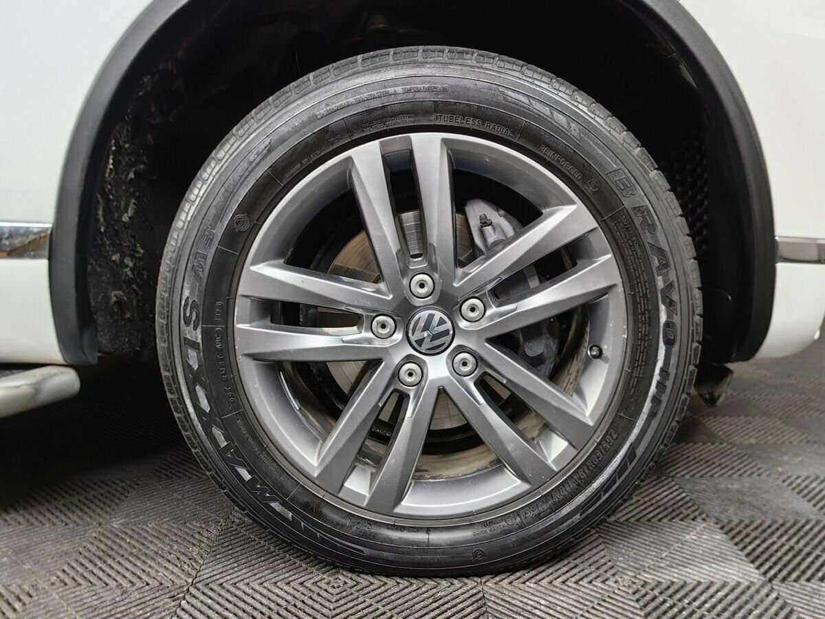 Купить Volkswagen Touareg, 2016, 96 305 км, фото №16