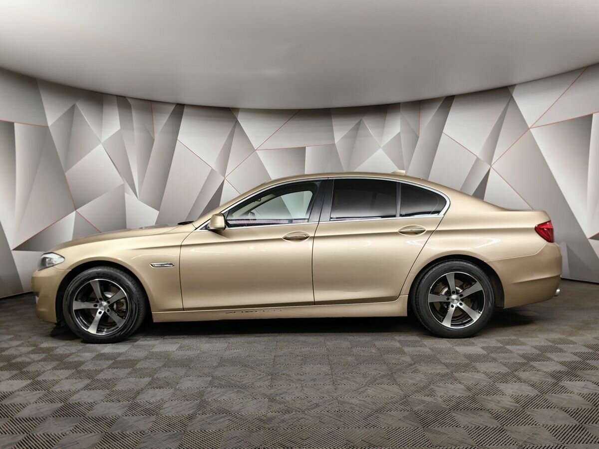 Купить BMW 5 серии 528i, 2011, 178 381 км, фото №5