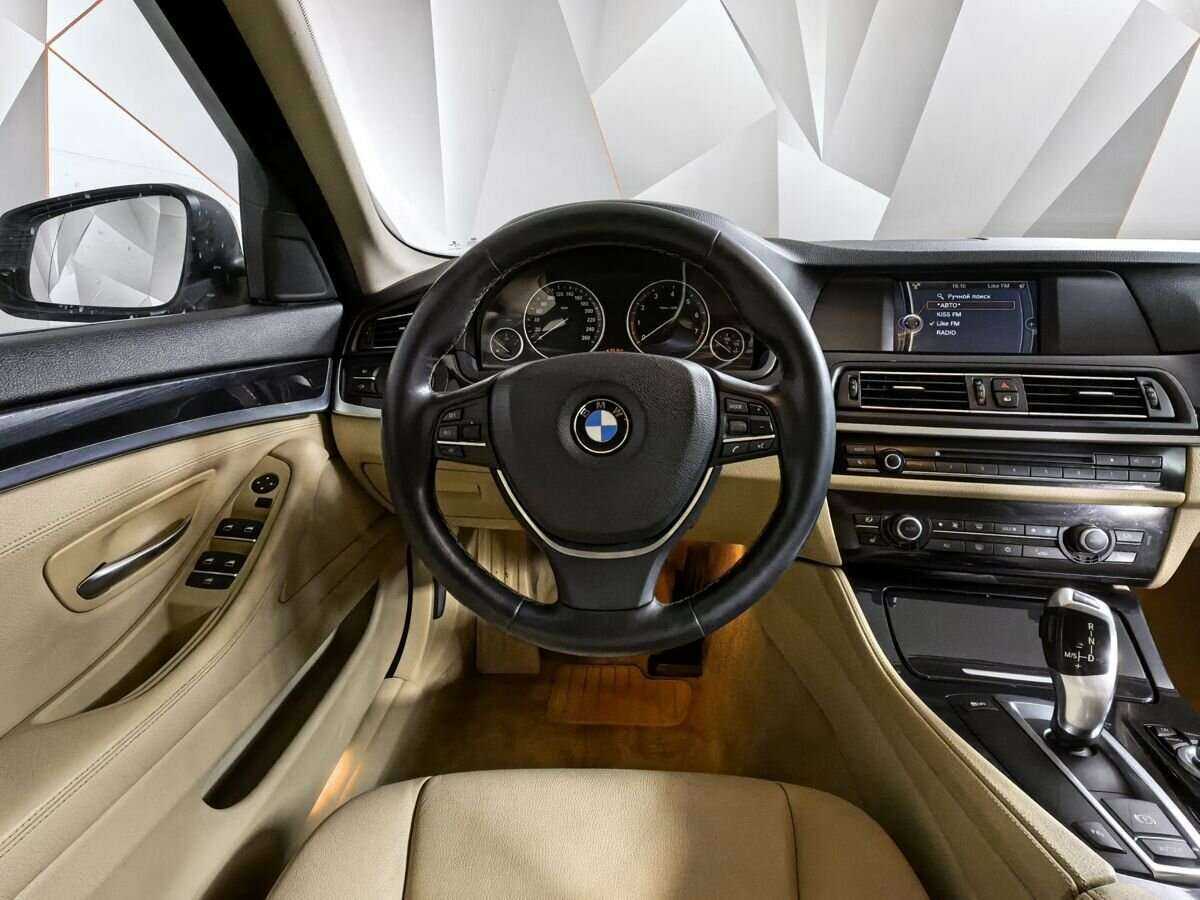 Купить BMW 5 серии 528i, 2011, 178 381 км, фото №15