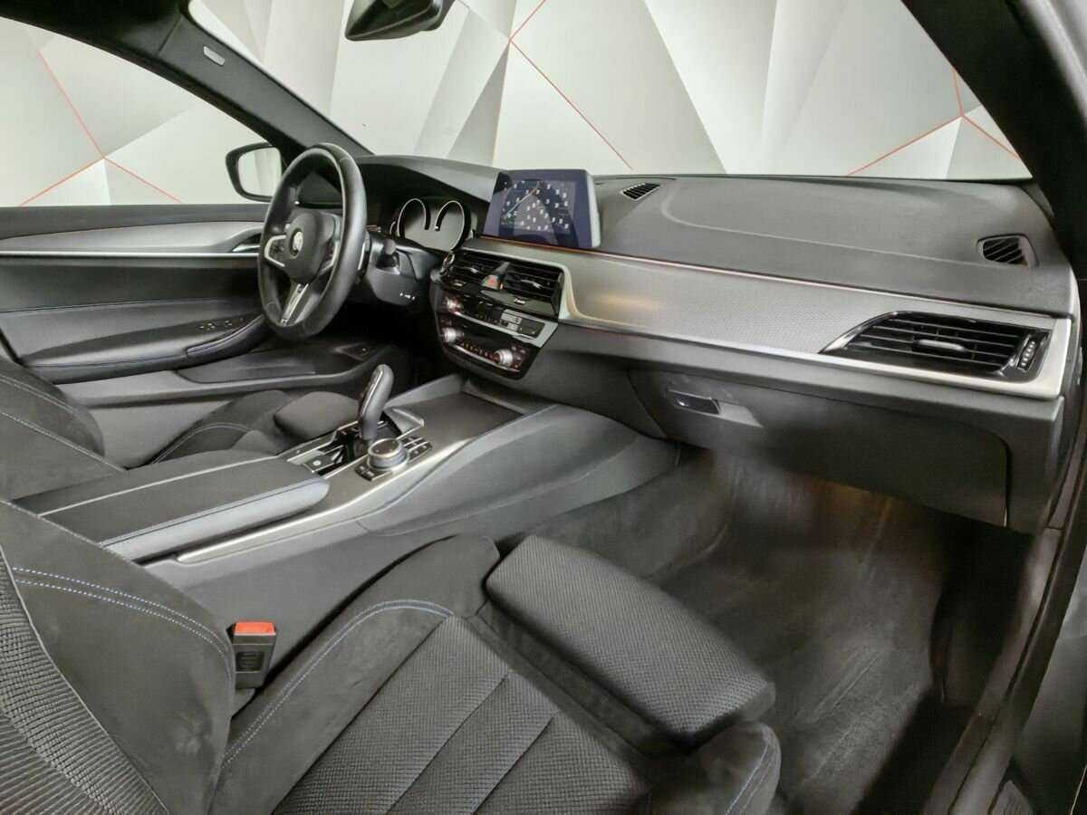 Купить BMW 5 серии 520d xDrive, 2020, 25 170 км, фото №9