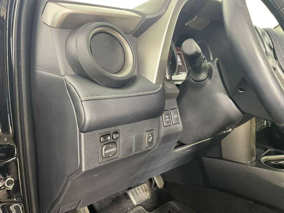 Купить Toyota RAV4, 2018, 86 830 км, фото №9