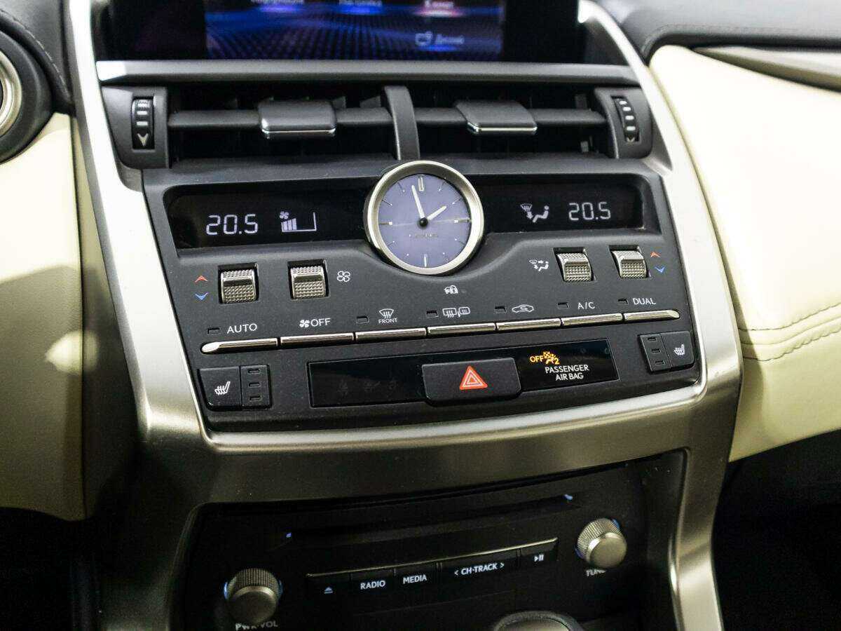 Купить Lexus NX 200, 2018, 121 828 км, фото №17