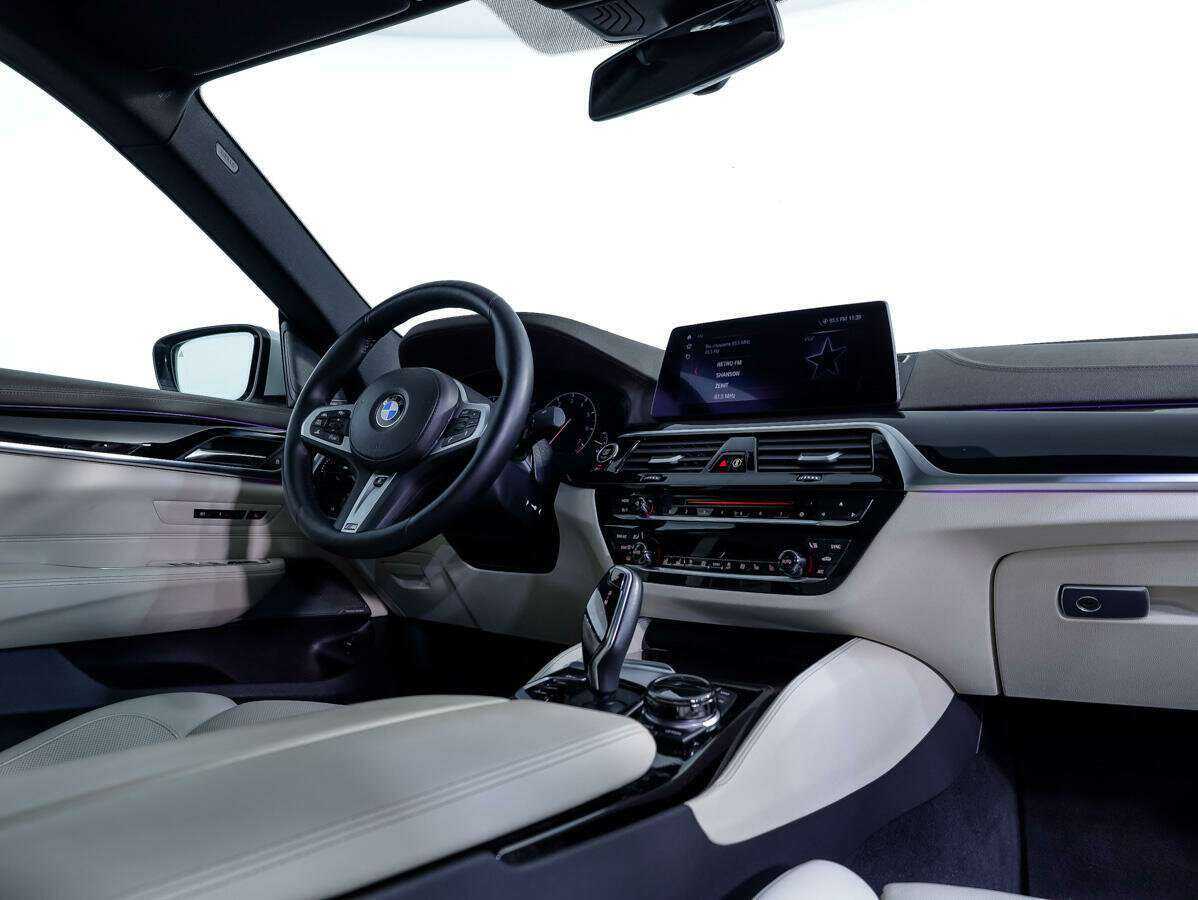 Купить BMW 6 серии Gran Turismo 640i xDrive, 2018, 111 310 км, фото №8