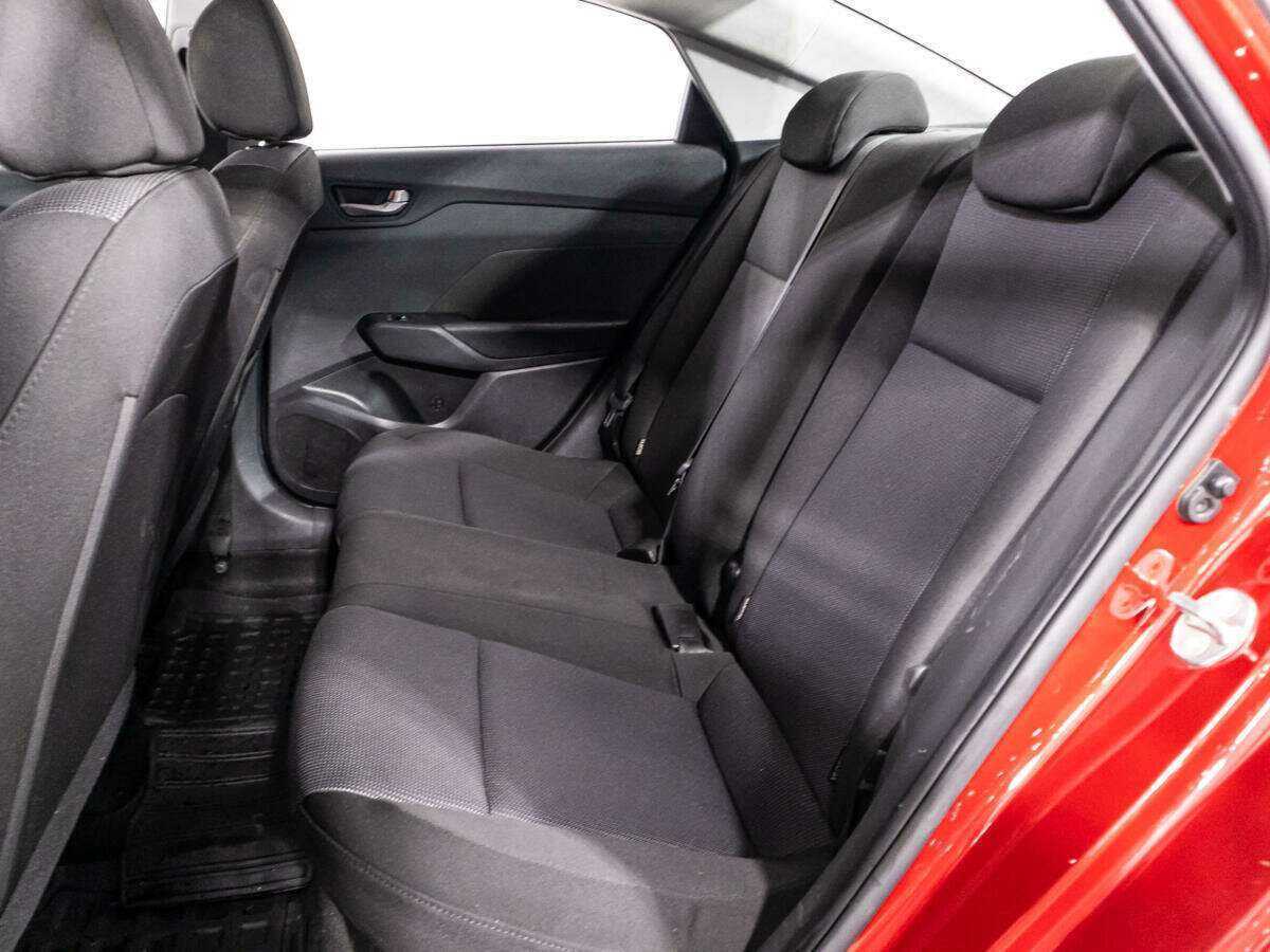 Купить Hyundai Solaris, 2019, 38 902 км, фото №10