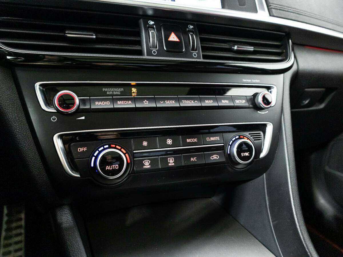 Купить Kia Optima, 2018, 118 000 км, фото №19