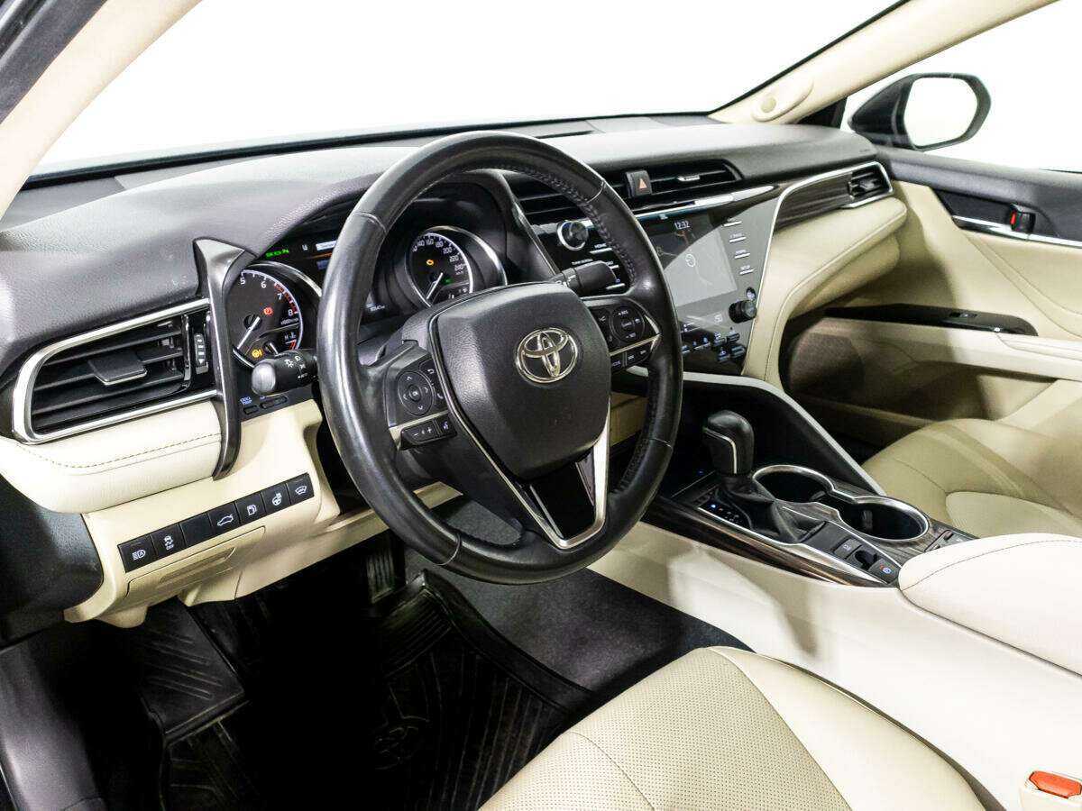 Купить Toyota Camry, 2018, 80 400 км, фото №11