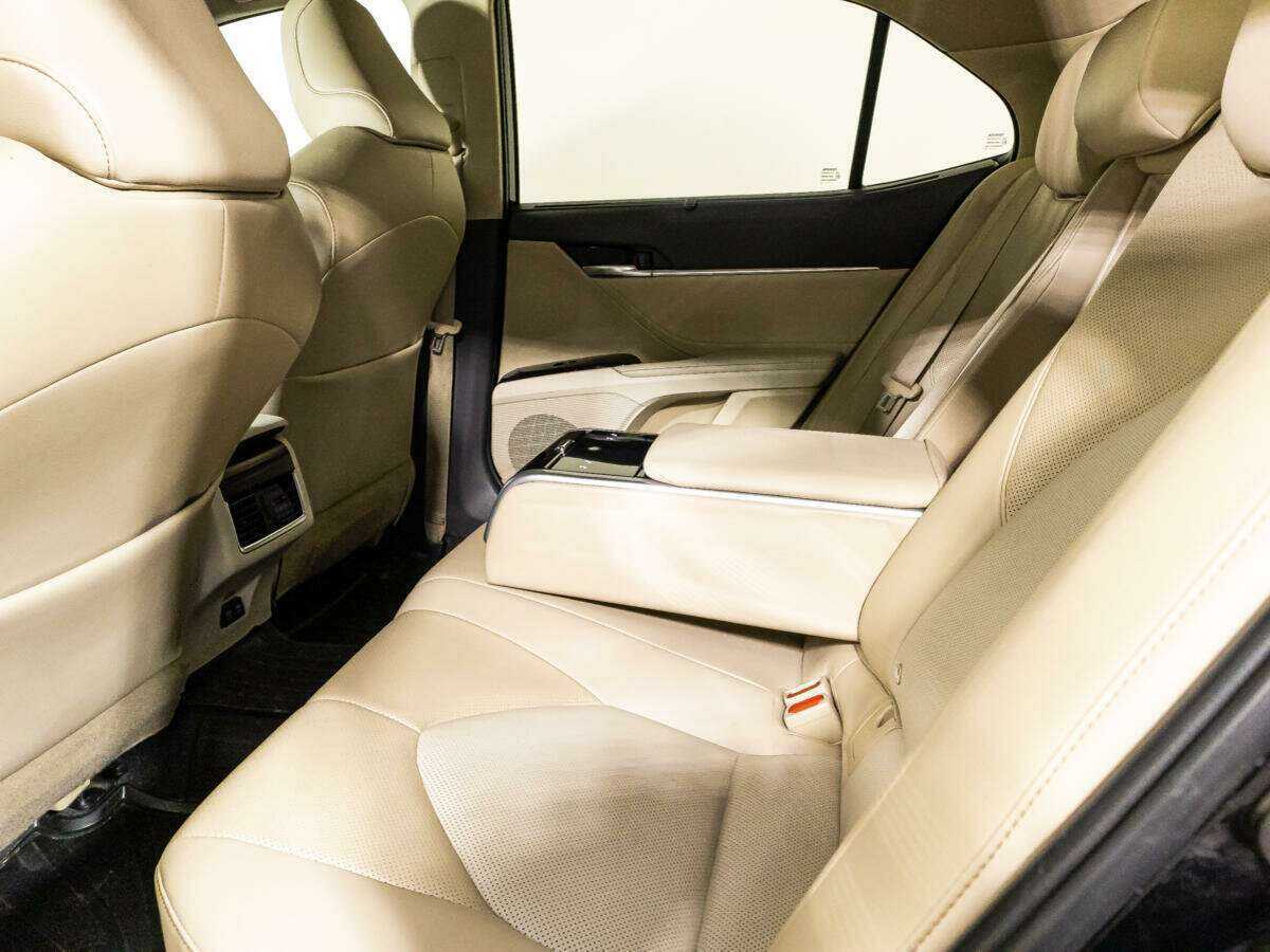 Купить Toyota Camry, 2018, 80 400 км, фото №15