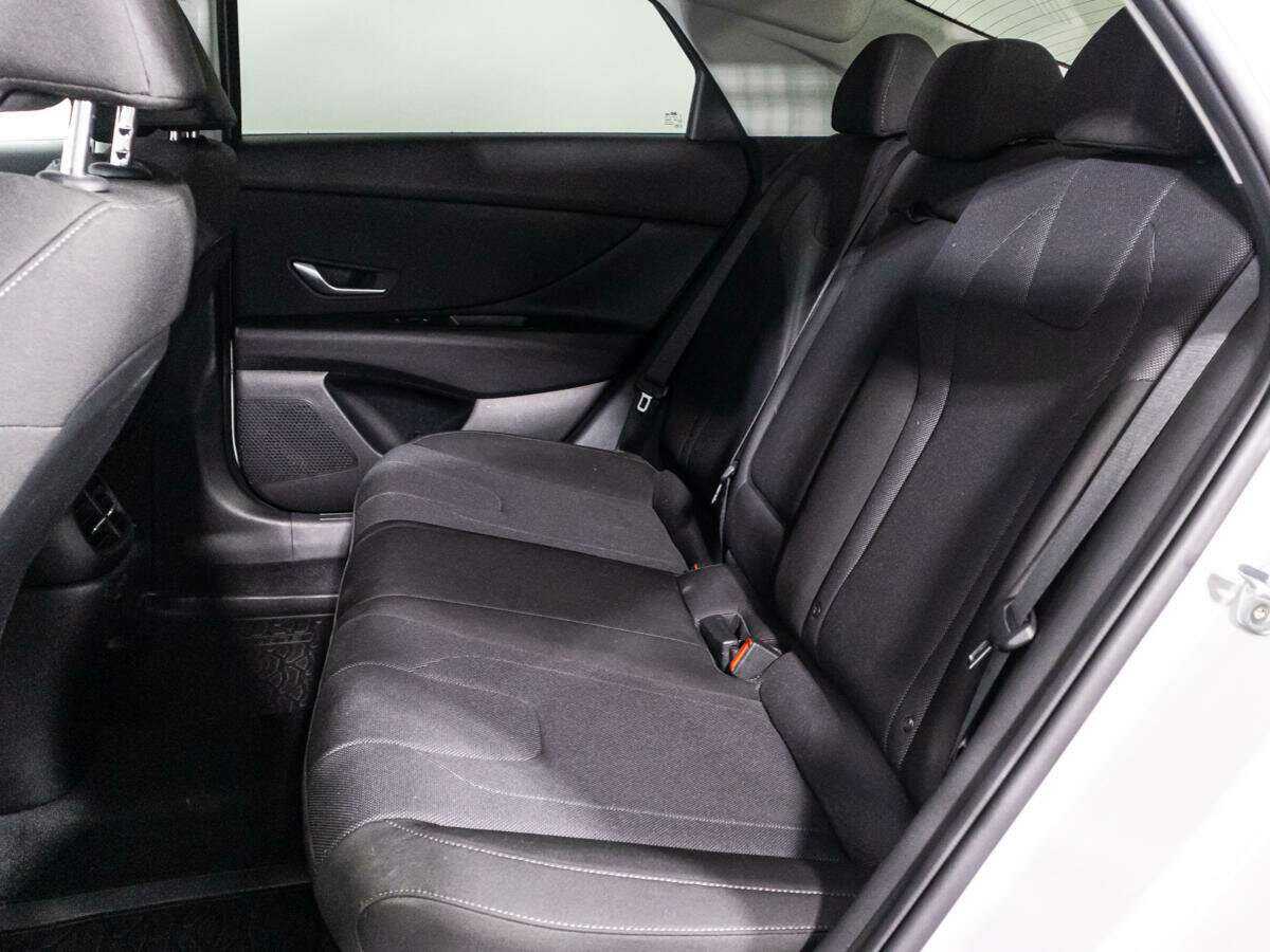 Купить Hyundai Elantra, 2021, 47 197 км, фото №10