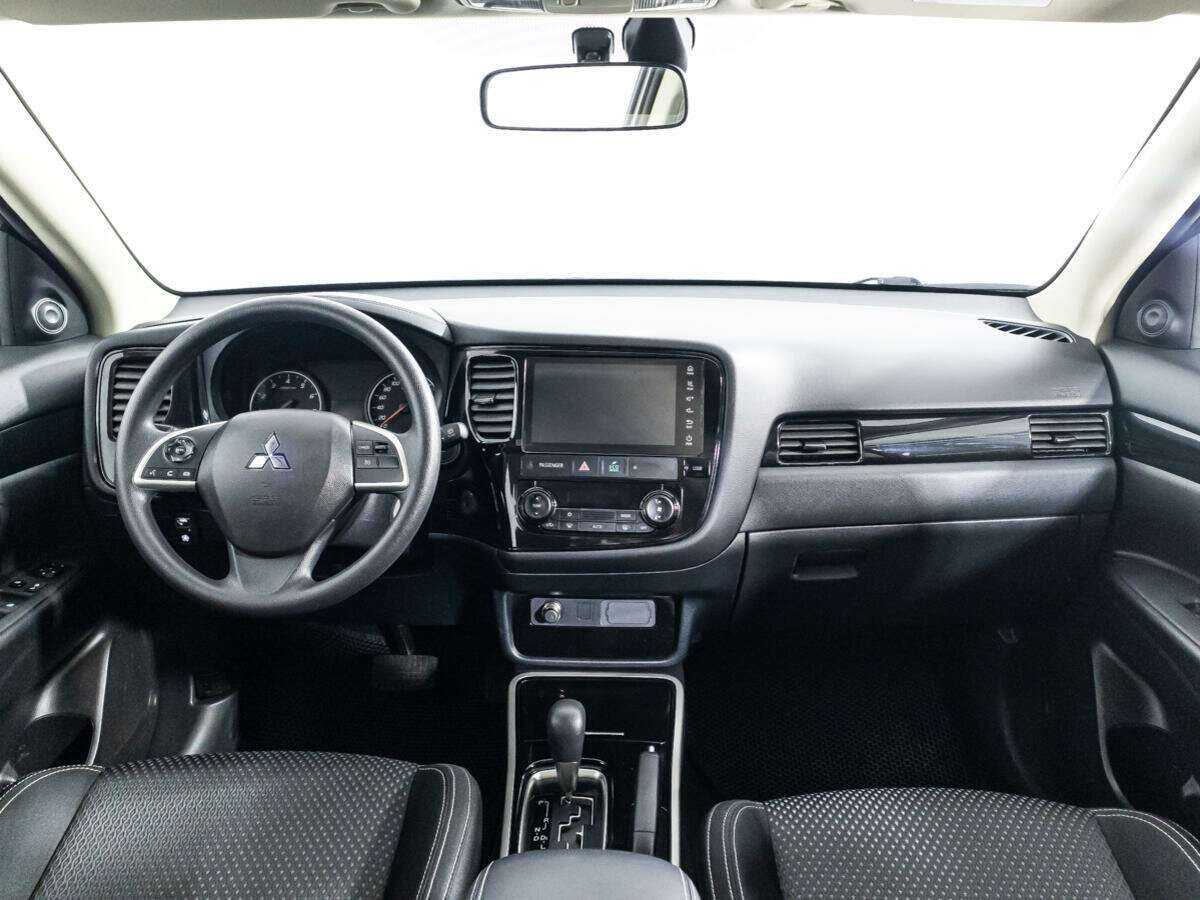 Купить Mitsubishi Outlander, 2022, 17 063 км, фото №13
