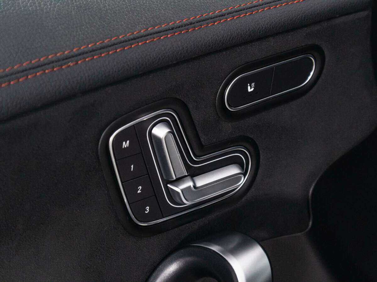 Купить Mercedes-Benz CLA 250, 2019, 74 375 км, фото №14