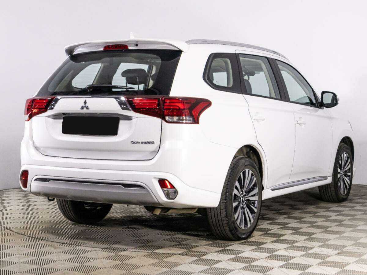 Купить Mitsubishi Outlander, 2022, 35 240 км, фото №4