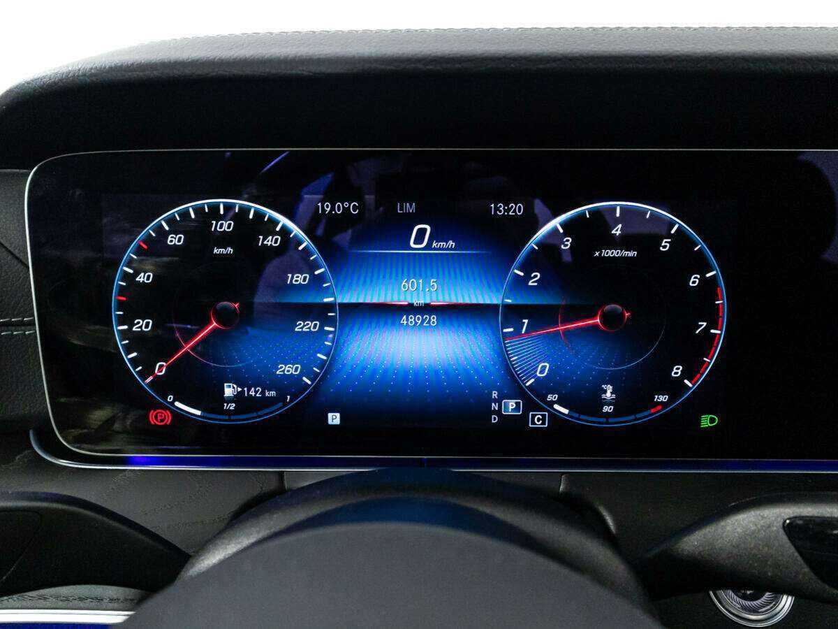 Купить Mercedes-Benz E-Класс 200, 2021, 48 926 км, фото №12
