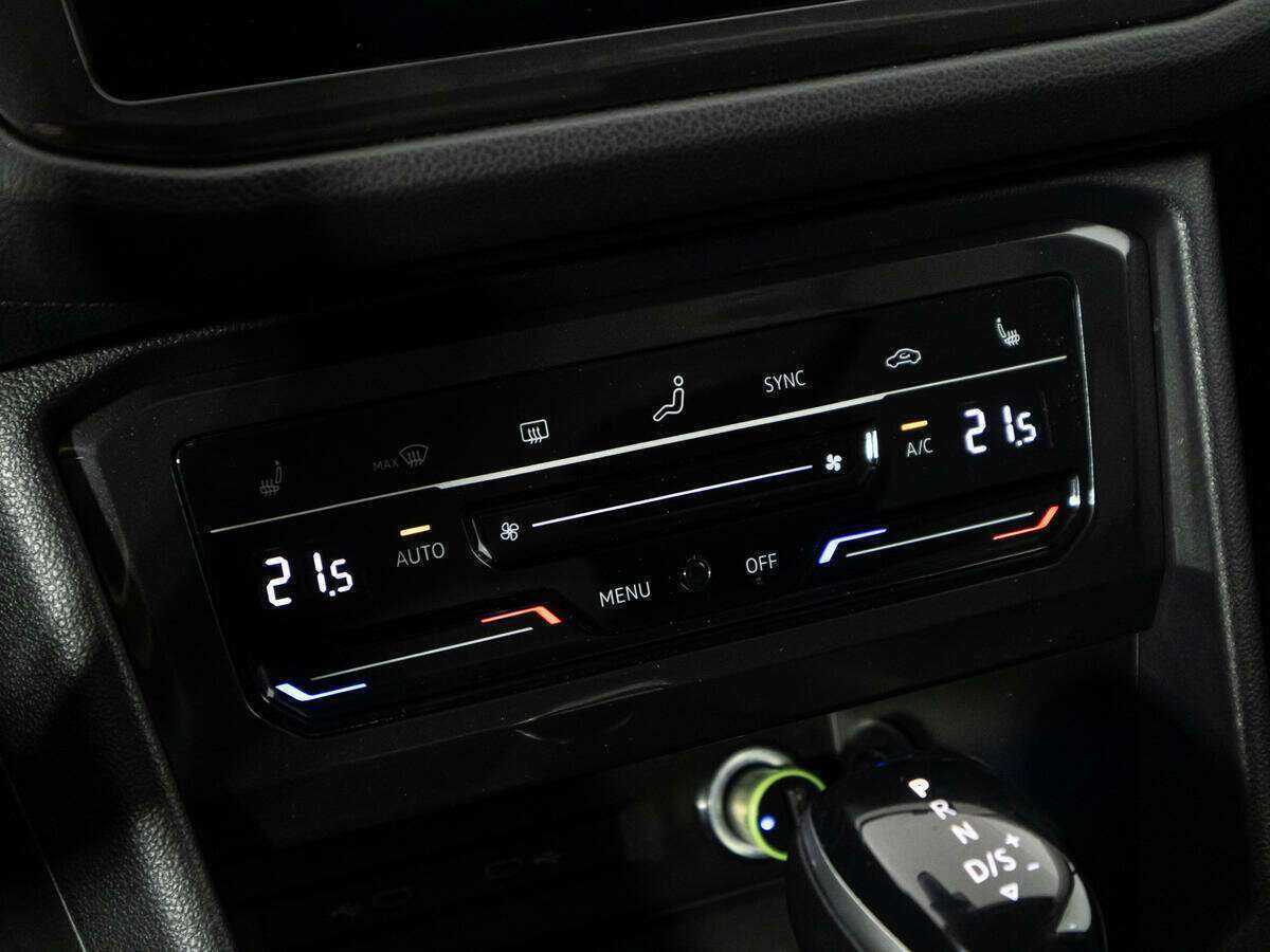 Купить Volkswagen Tiguan, 2021, 57 780 км, фото №17