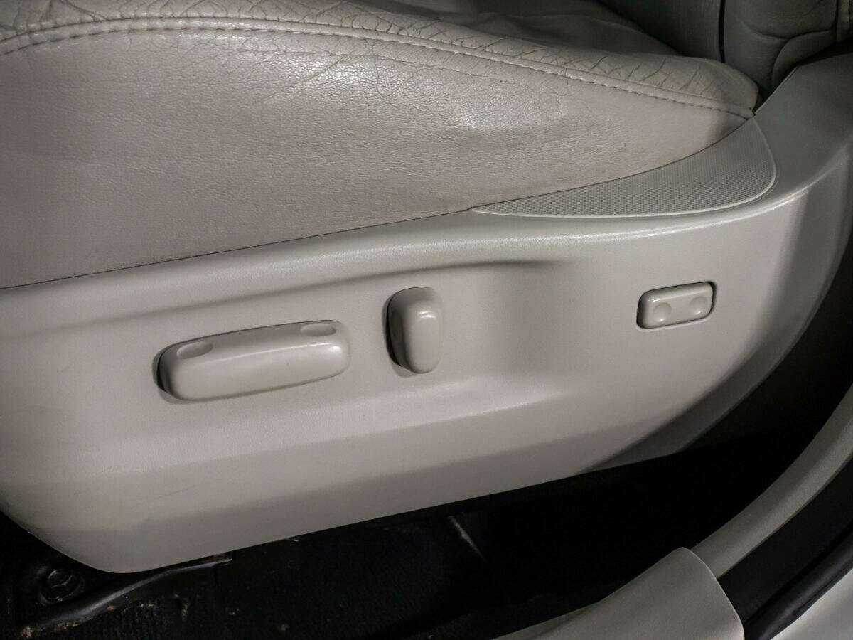 Купить Toyota Venza, 2010, 249 188 км, фото №18