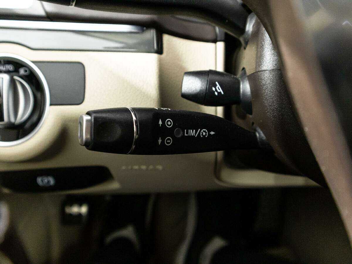 Купить Mercedes-Benz E-Класс 350, 2015, 112 071 км, фото №19