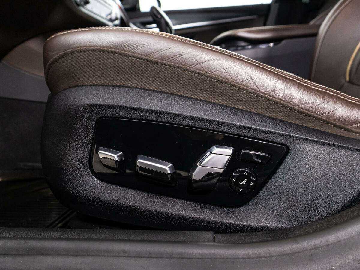 Купить BMW 5 серии 530d xDrive, 2020, 79 958 км, фото №16