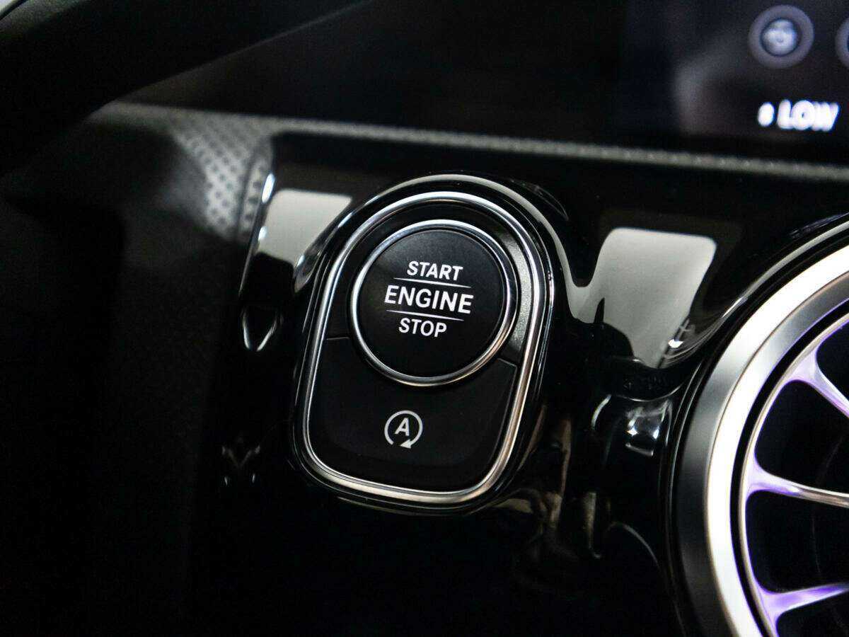 Купить Mercedes-Benz CLA 200, 2019, 115 001 км, фото №17