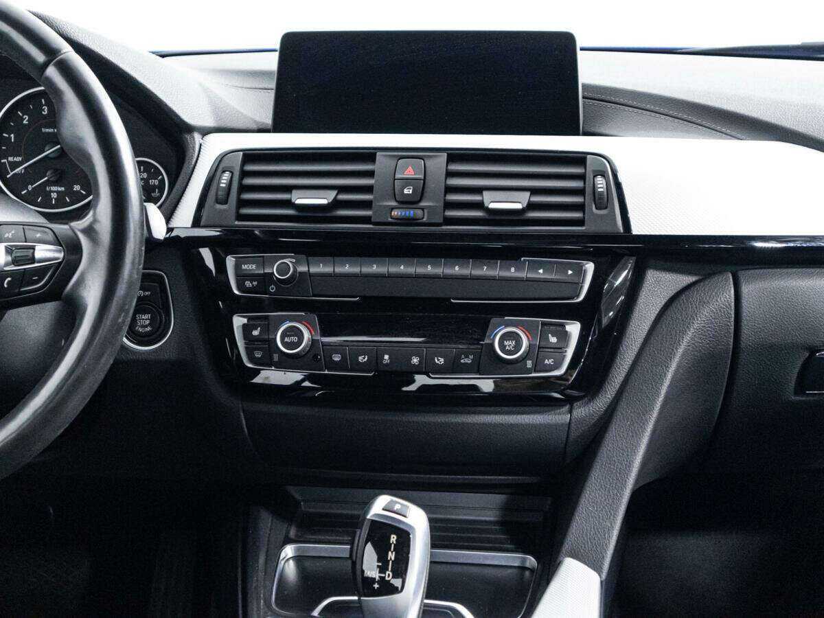 Купить BMW 3 серии 320i xDrive, 2018, 69 691 км, фото №14