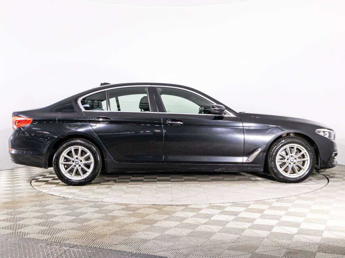 Купить BMW 5 серии 520d, 2017, 226 976 км, фото №4