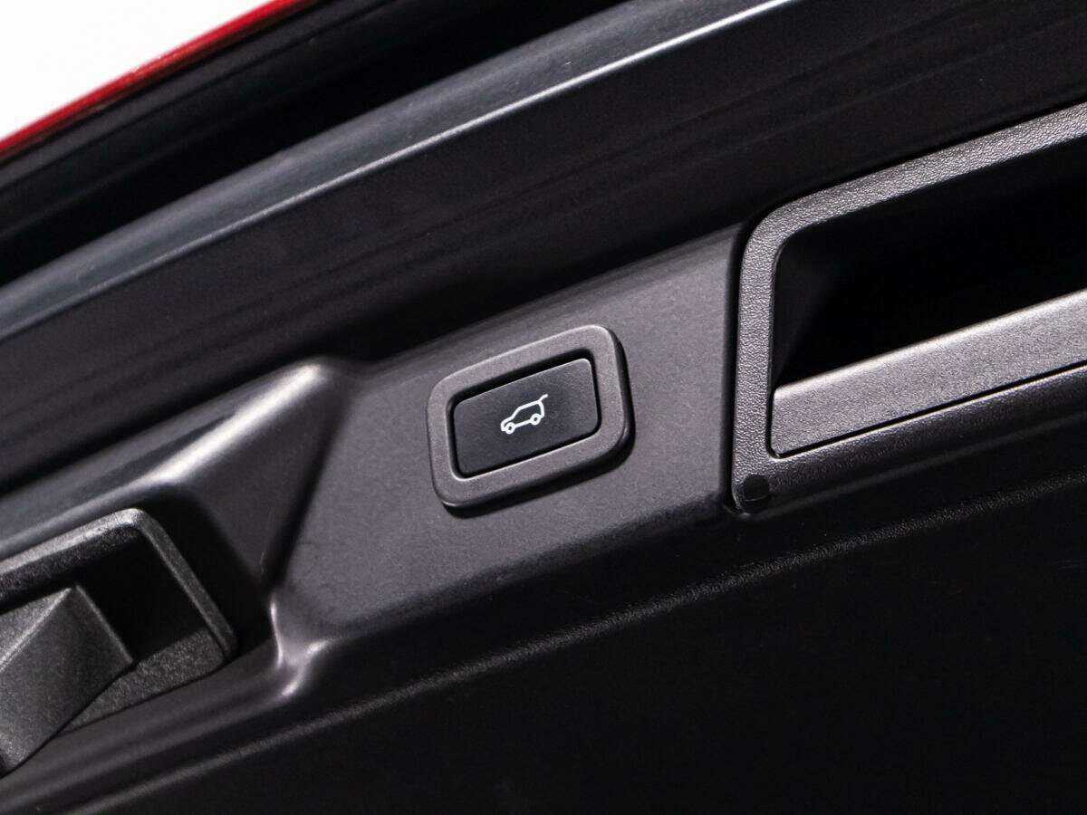 Купить Land Rover Range Rover Velar, 2018, 94 950 км, фото №14