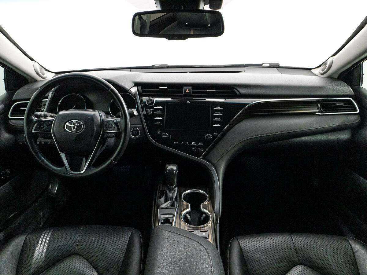 Купить Toyota Camry, 2018, 69 000 км, фото №13