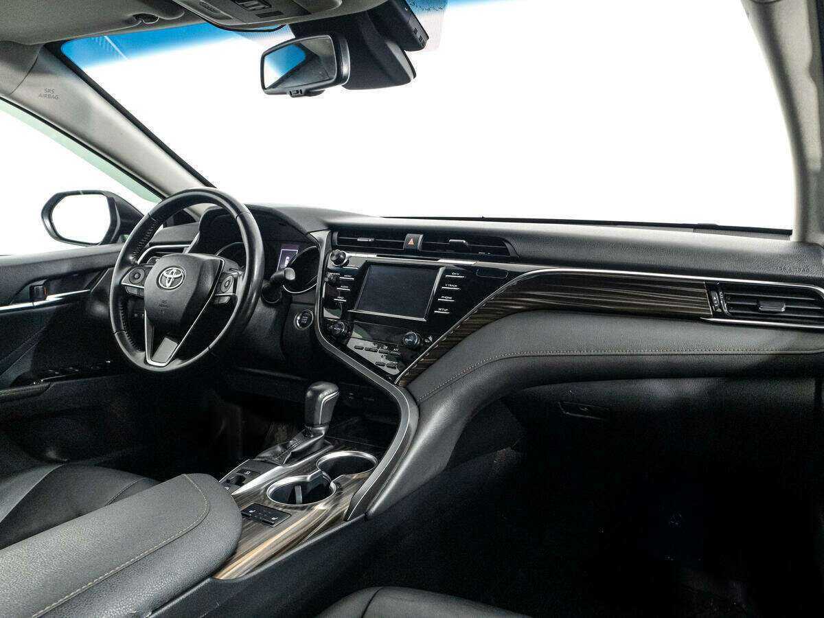Купить Toyota Camry, 2018, 65 805 км, фото №9