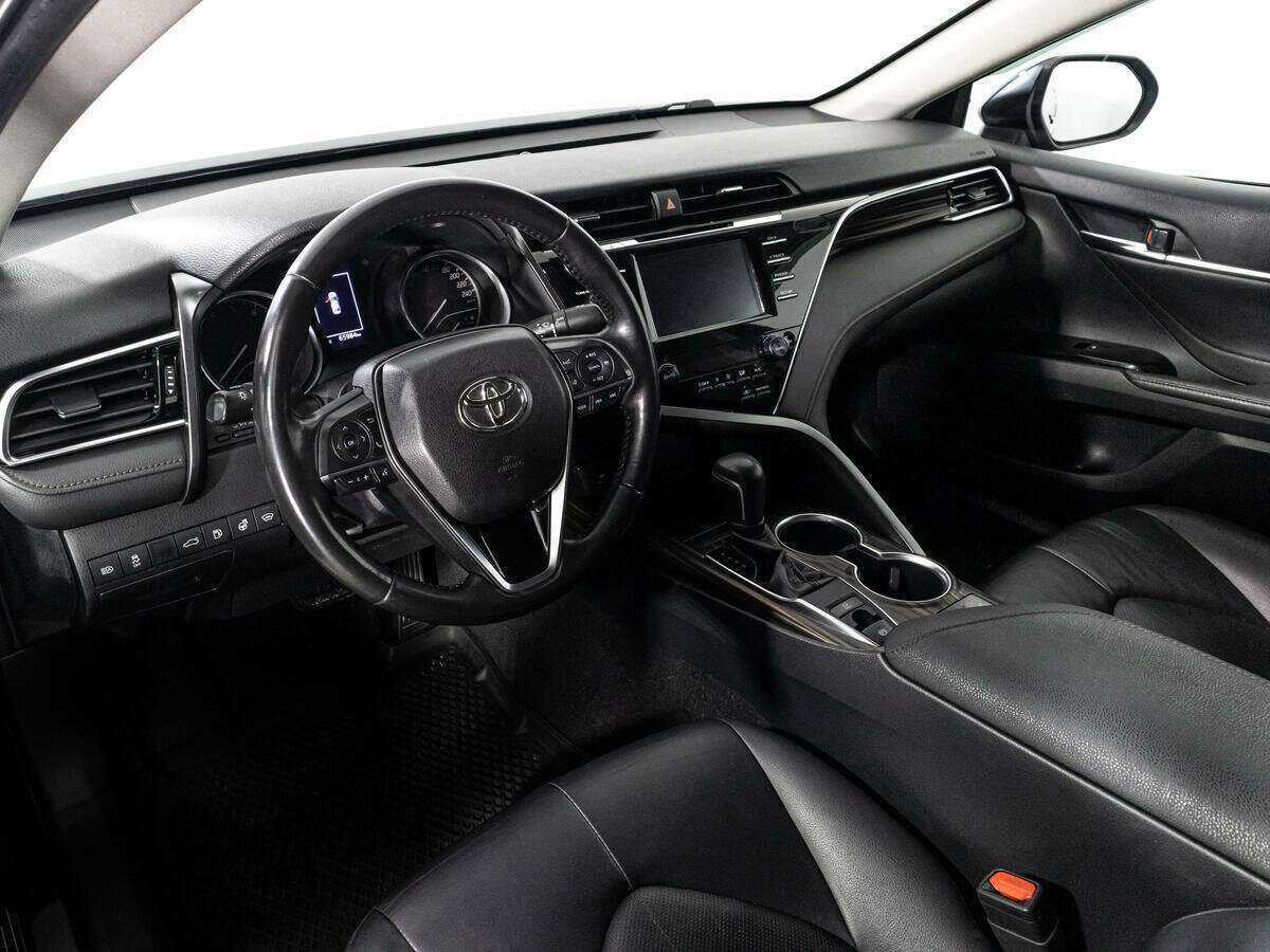 Купить Toyota Camry, 2018, 65 805 км, фото №11