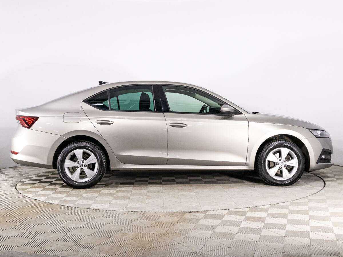 Купить Skoda Octavia, 2021, 41 779 км, фото №4