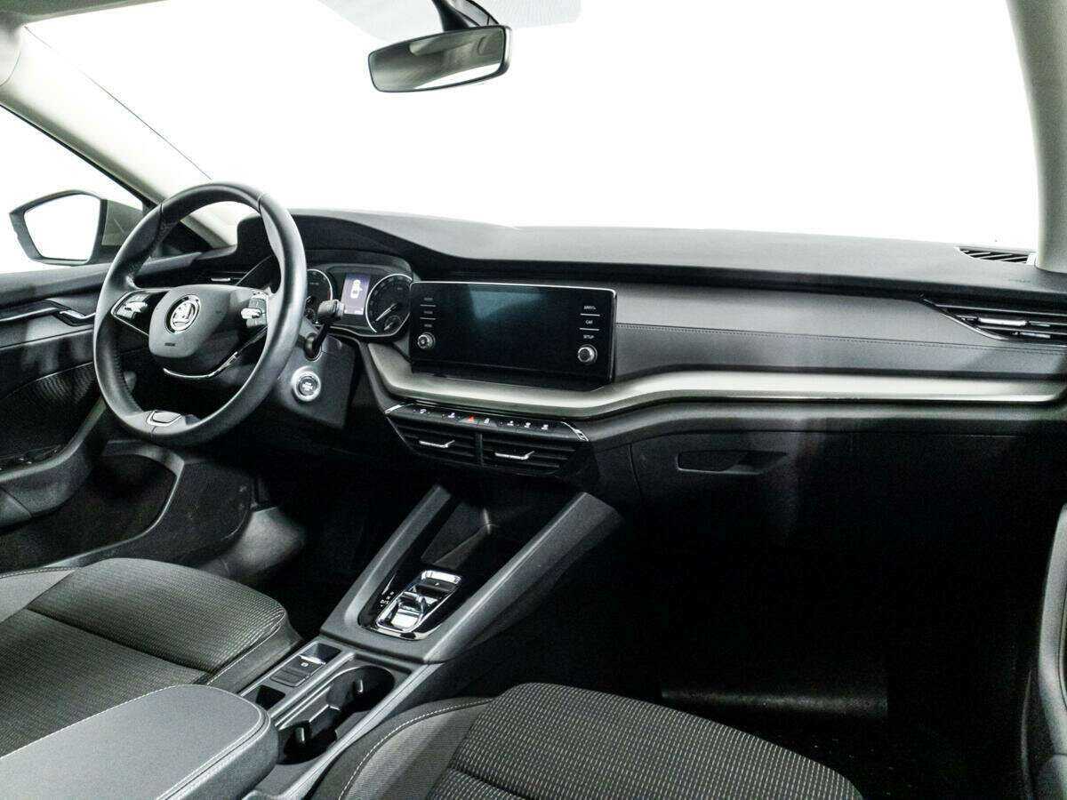 Купить Skoda Octavia, 2021, 41 779 км, фото №9