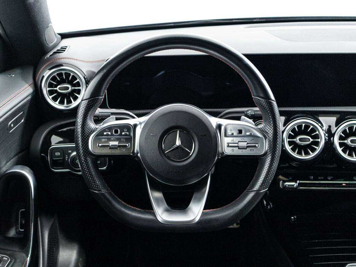 Купить Mercedes-Benz CLA 200, 2019, 58 956 км, фото №18