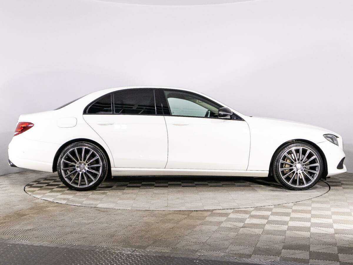 Купить Mercedes-Benz E-Класс 400, 2016, 76 165 км, фото №4