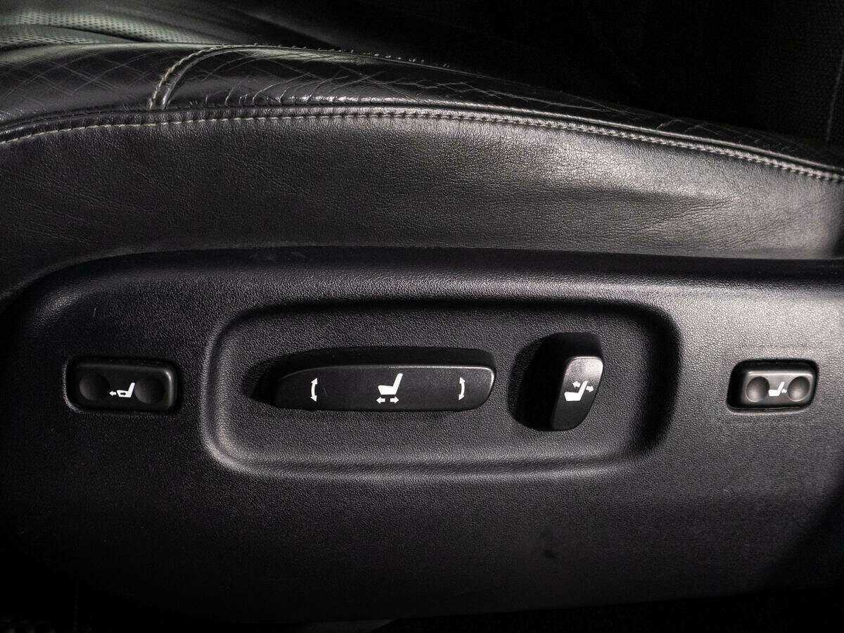 Купить Lexus LX 450d, 2016, 249 399 км, фото №18