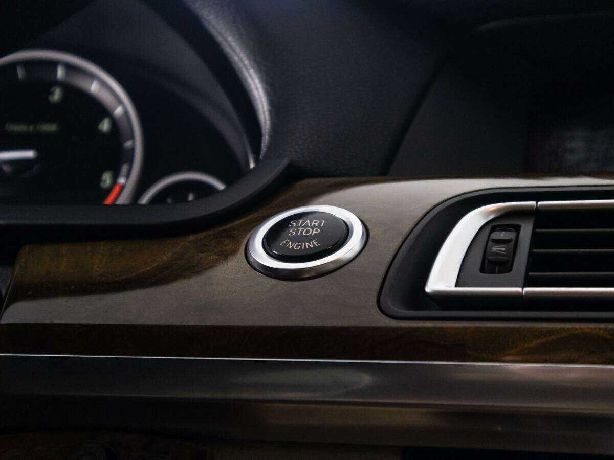 Купить BMW 7 серии 740d xDrive, 2011, 196 115 км, фото №19