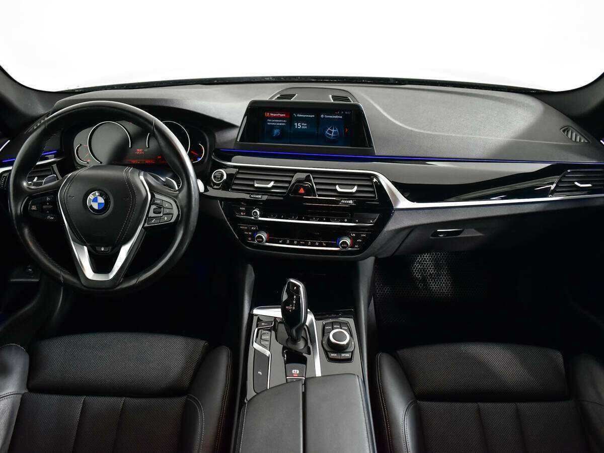 Купить BMW 5 серии 520d, 2019, 79 785 км, фото №12