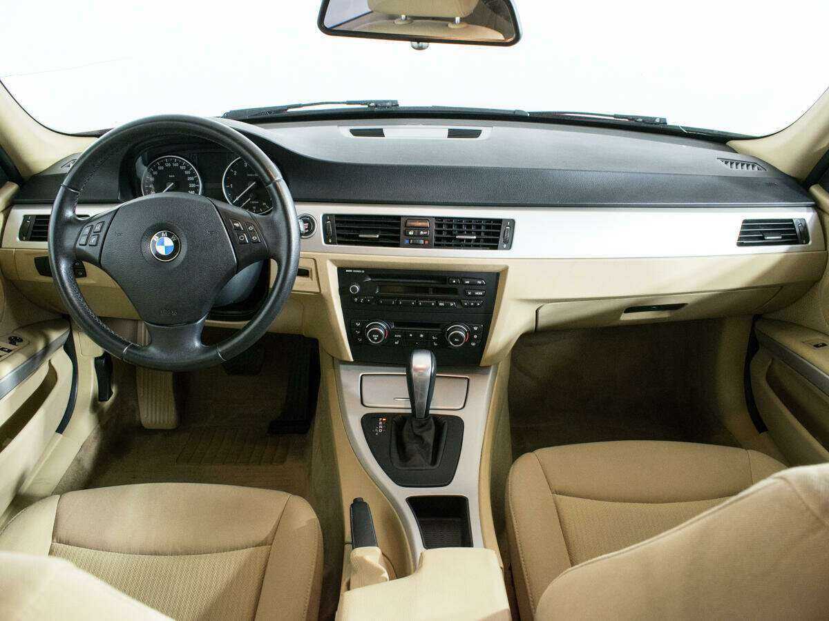 Купить BMW 3 серии 318i, 2011, 119 031 км, фото №12