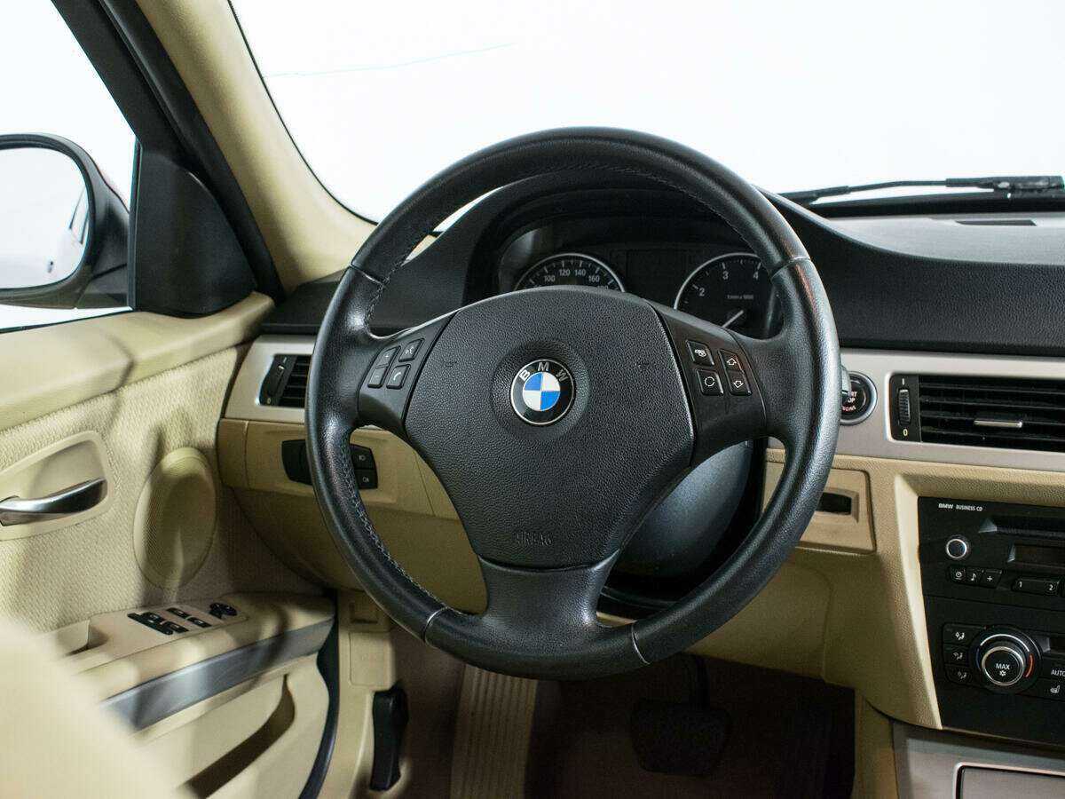 Купить BMW 3 серии 318i, 2011, 119 031 км, фото №14