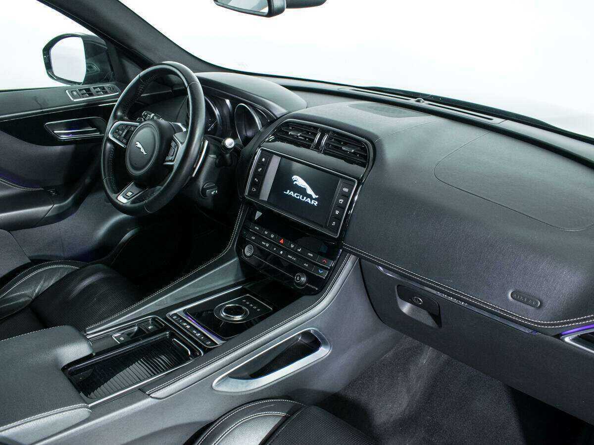 Купить Jaguar F-Pace, 2017, 78 770 км, фото №9