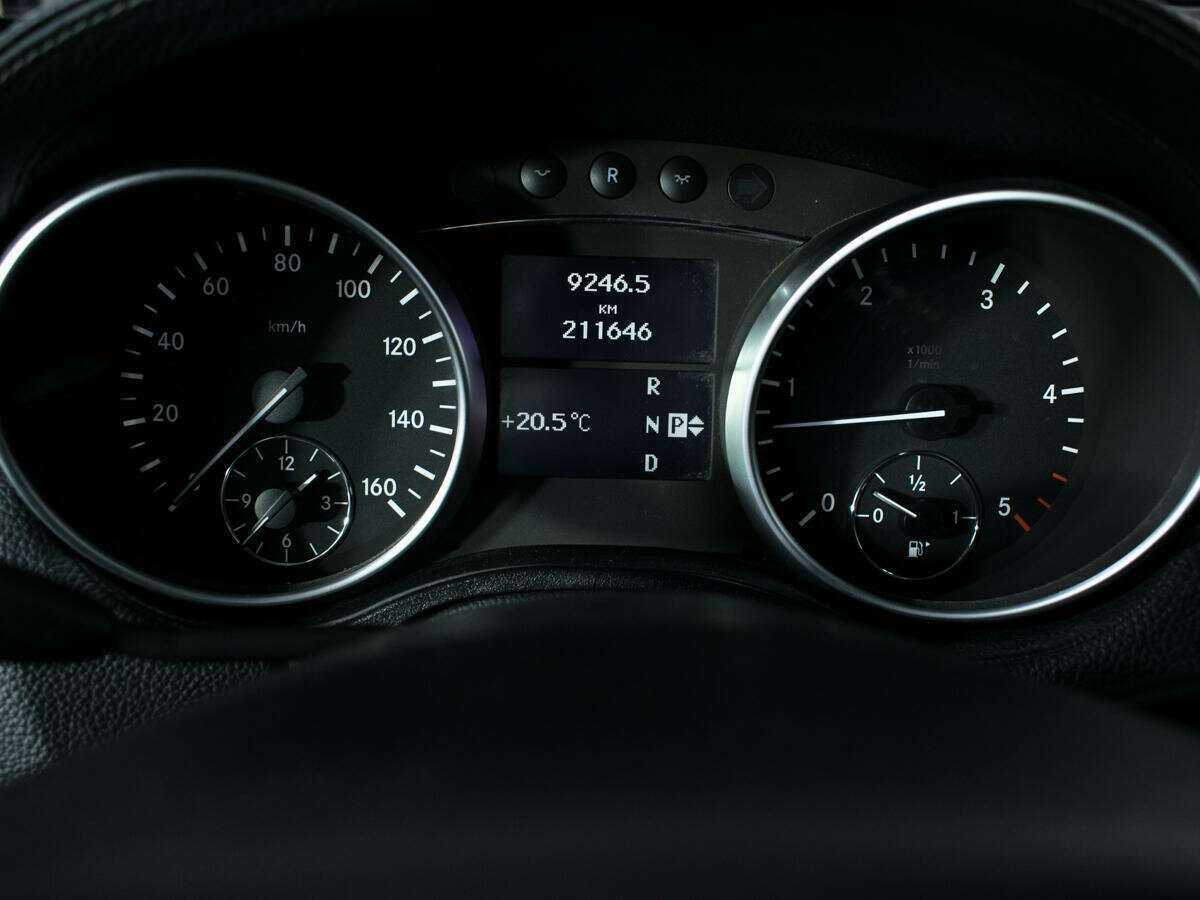 Купить Mercedes-Benz GL-Класс 320, 2009, 211 593 км, фото №9