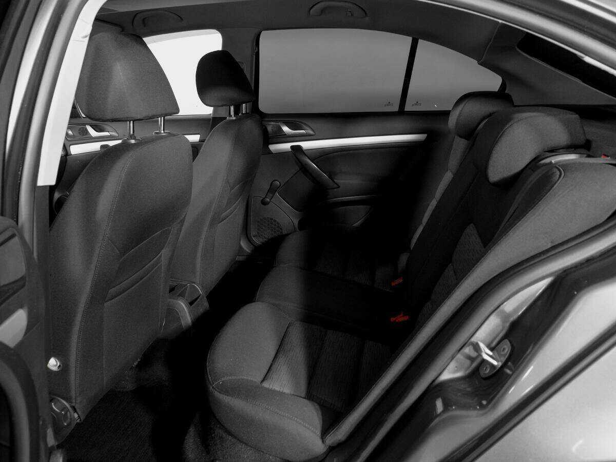 Купить Skoda Octavia, 2009, 270 522 км, фото №10