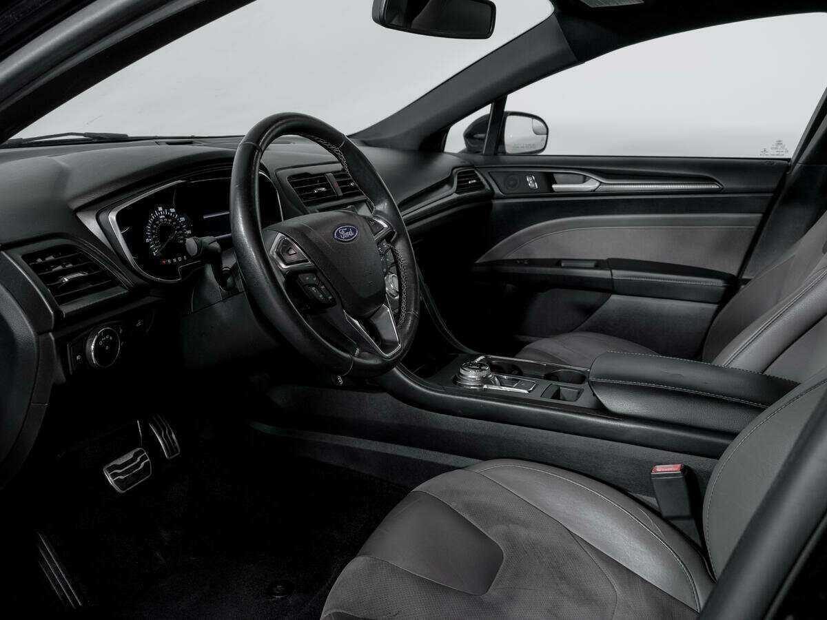 Купить Ford Fusion (North America) Sport, 2017, 190 000 км, фото №16