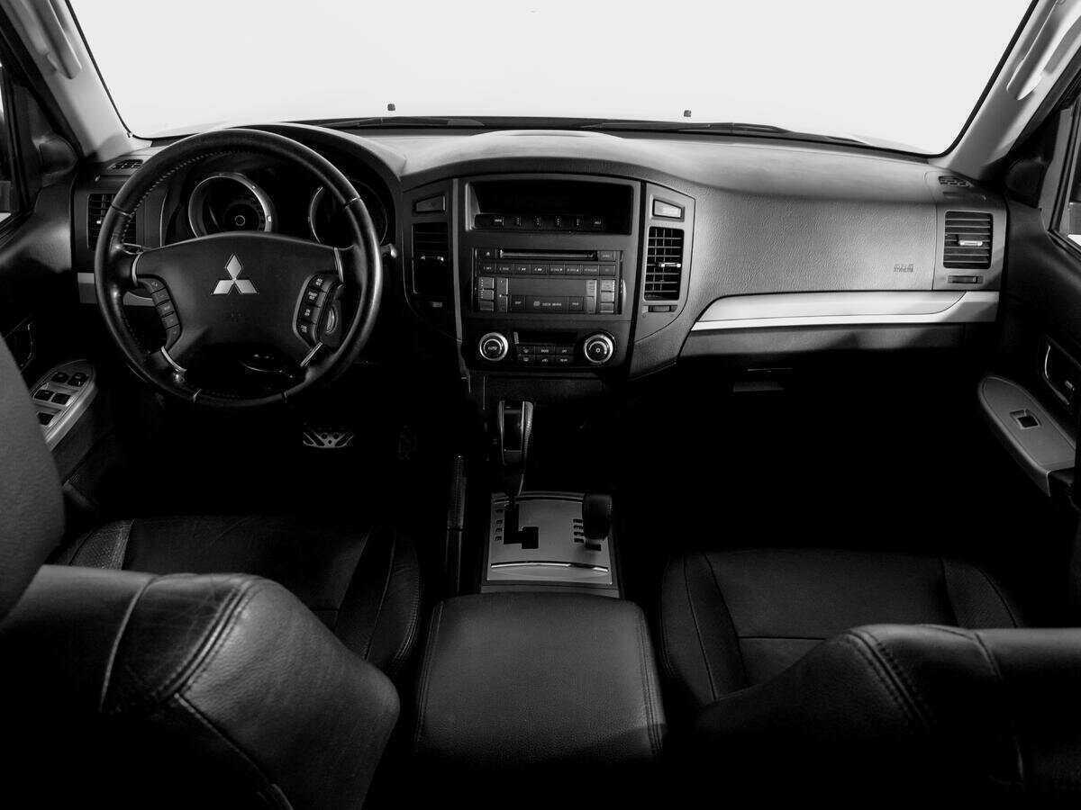 Купить Mitsubishi Pajero, 2011, 140 380 км, фото №12