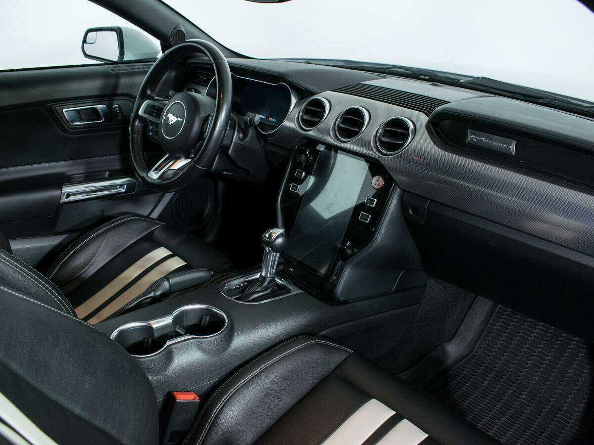 Купить Ford Mustang, 2019, 42 900 км, фото №9